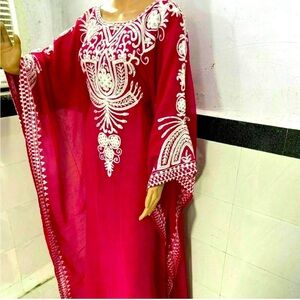 Elegant Red and White Embroidered Kaftan